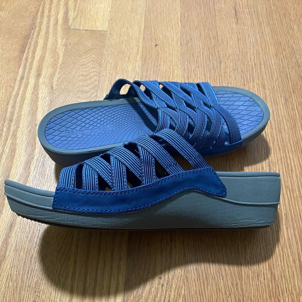 BareTraps sandals